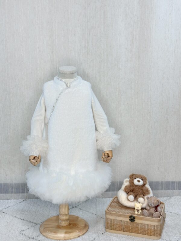 小千金輕奢毛毛背心洋裝